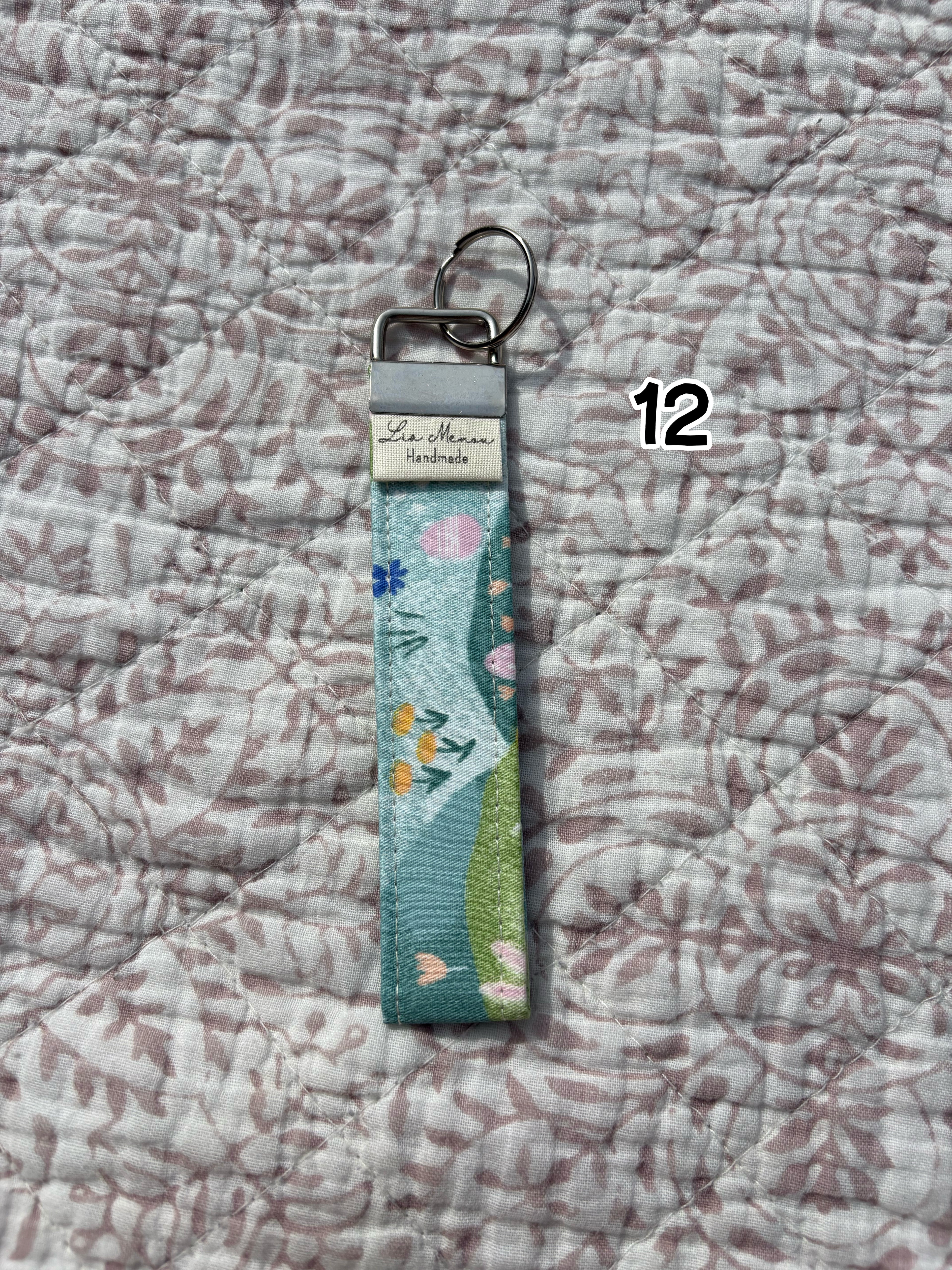 Key bracelet/keychain