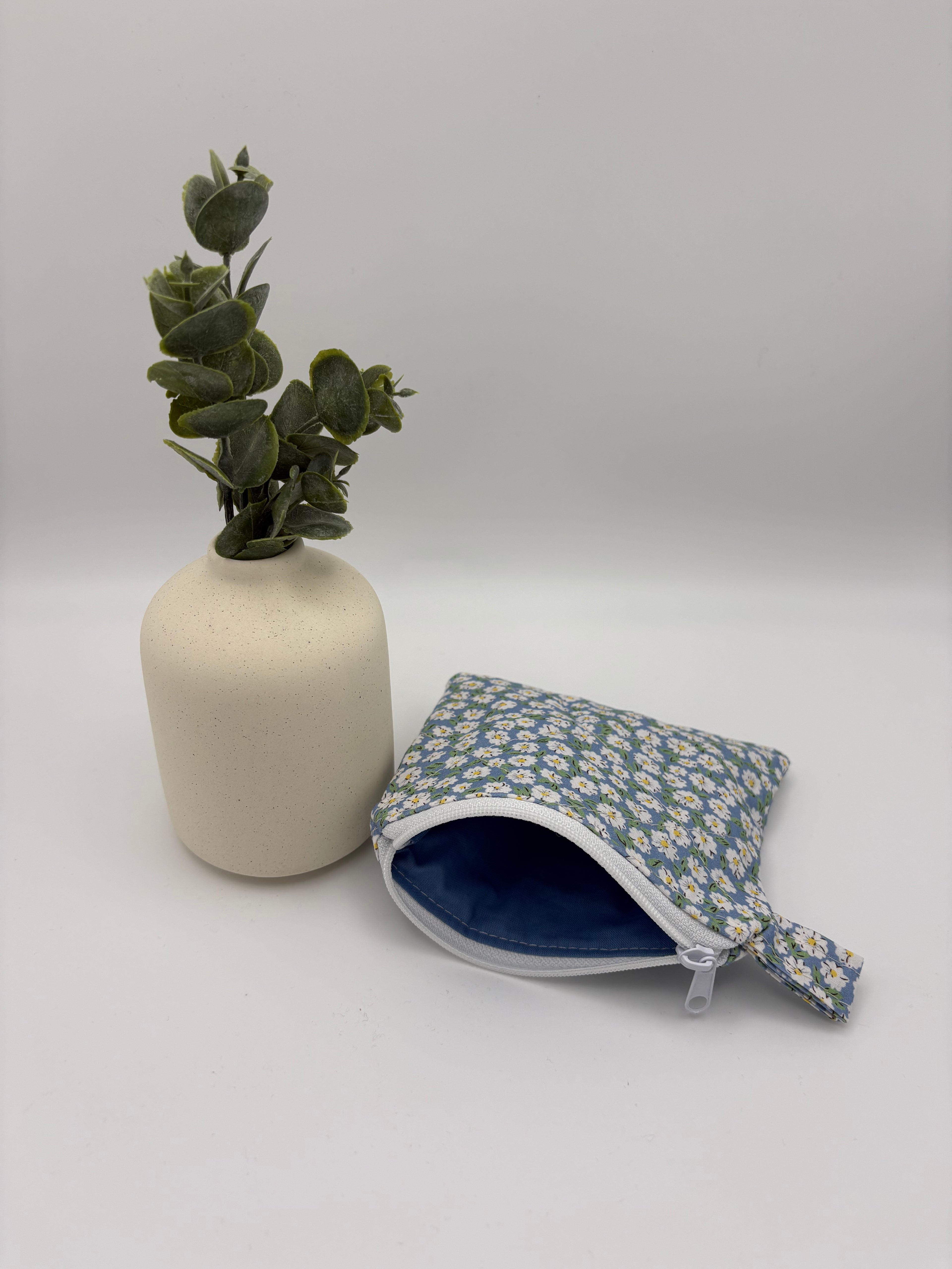 Mini Geldbörse Blau Weiße Margeriten Handgemacht