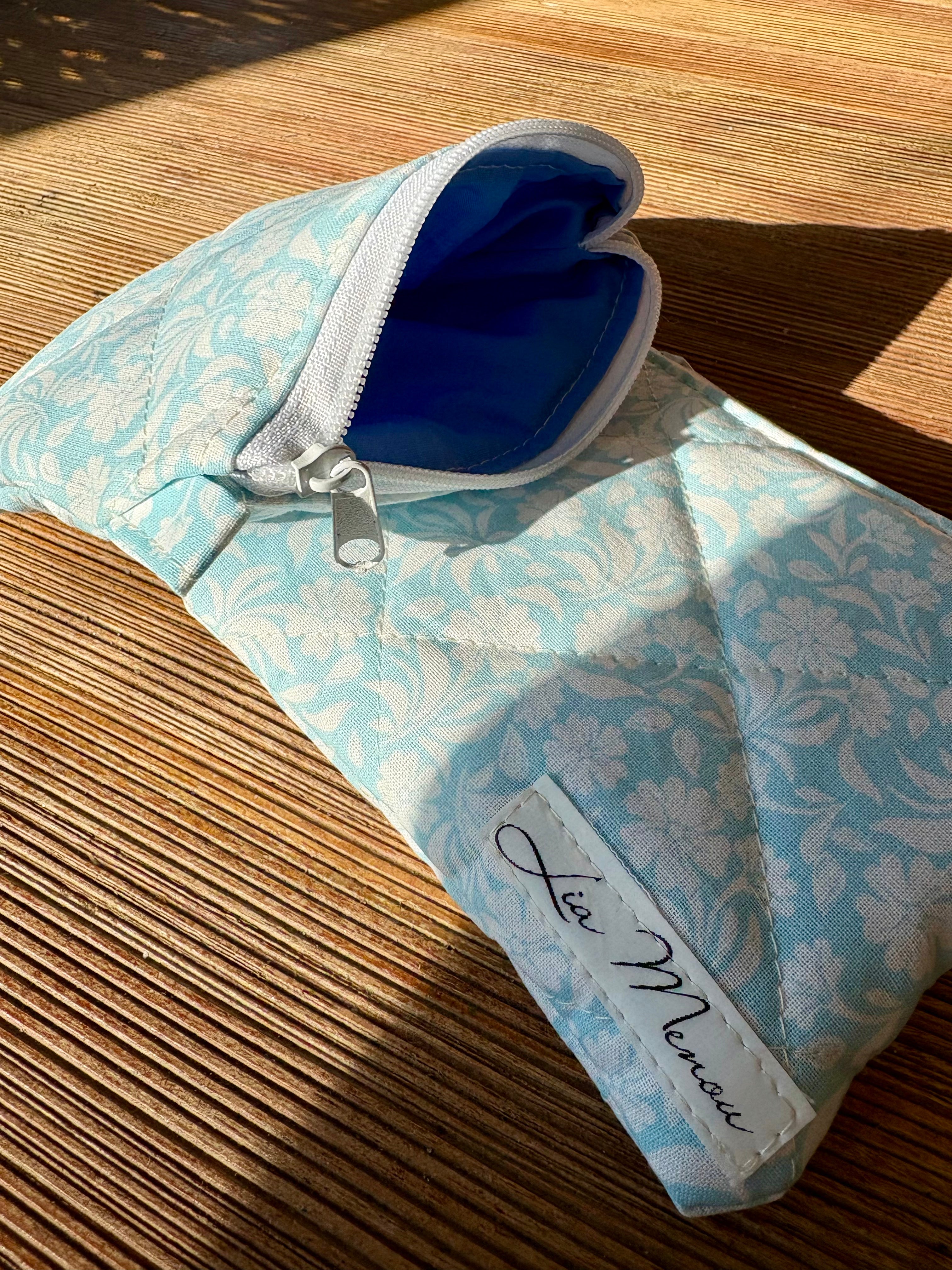 Mini Geldbörse Hellblau Weiße Blumen Handgemacht