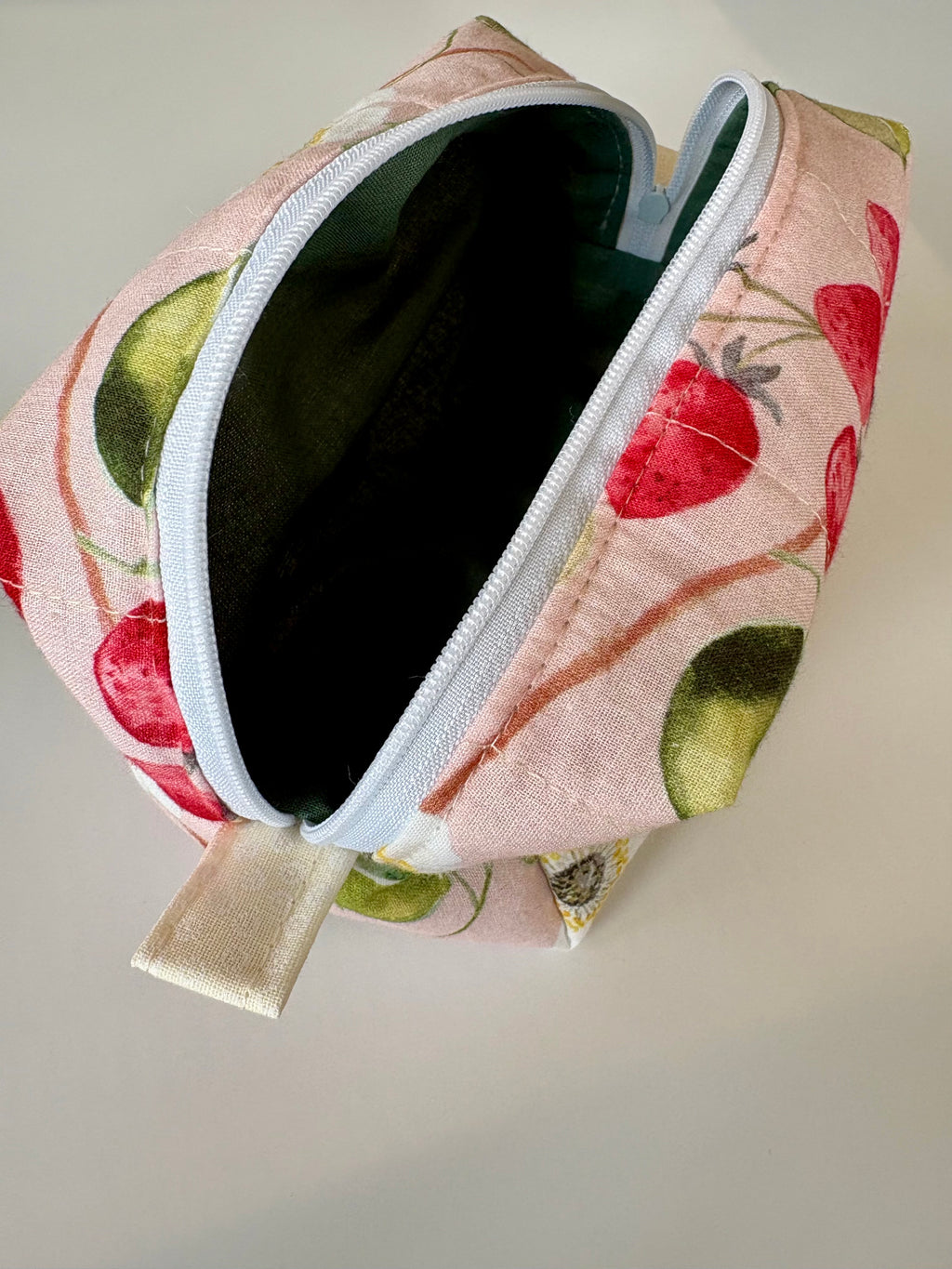 Mini Kosmetiktasche handgemacht – Lia Menou