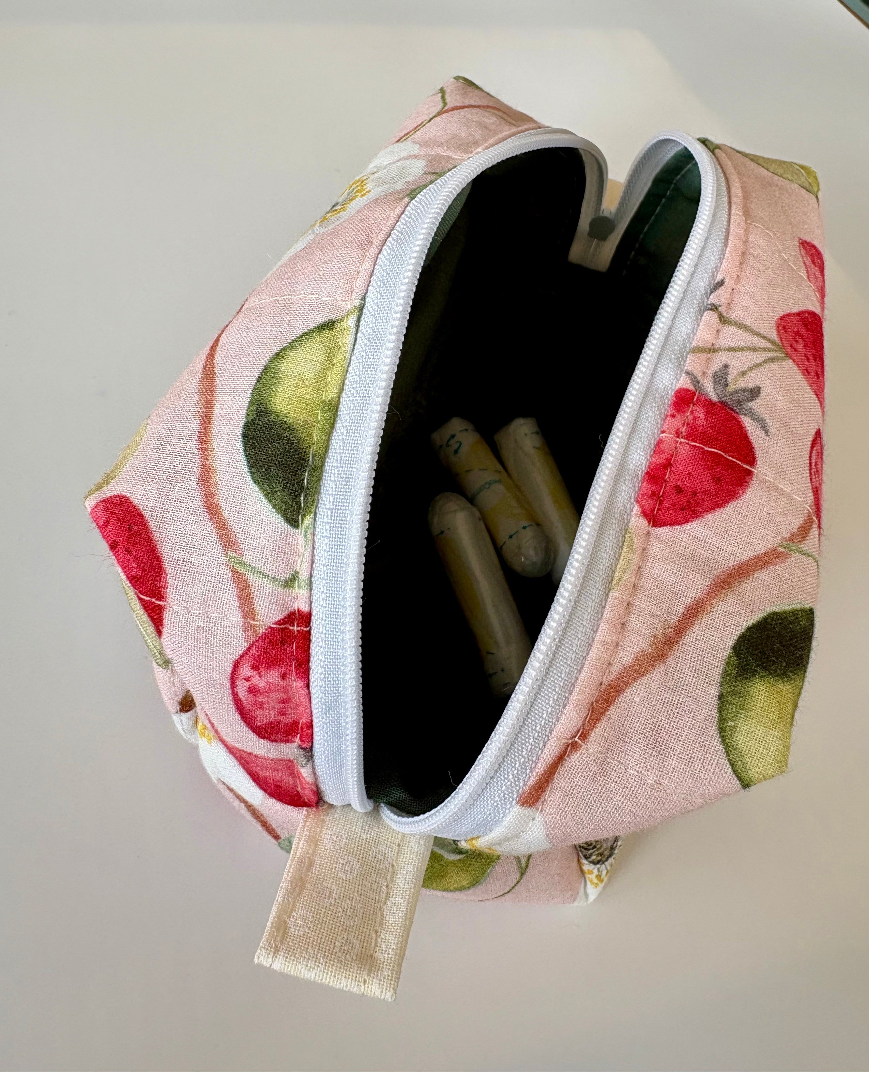 Mini Kosmetiktasche handgemacht – Lia Menou