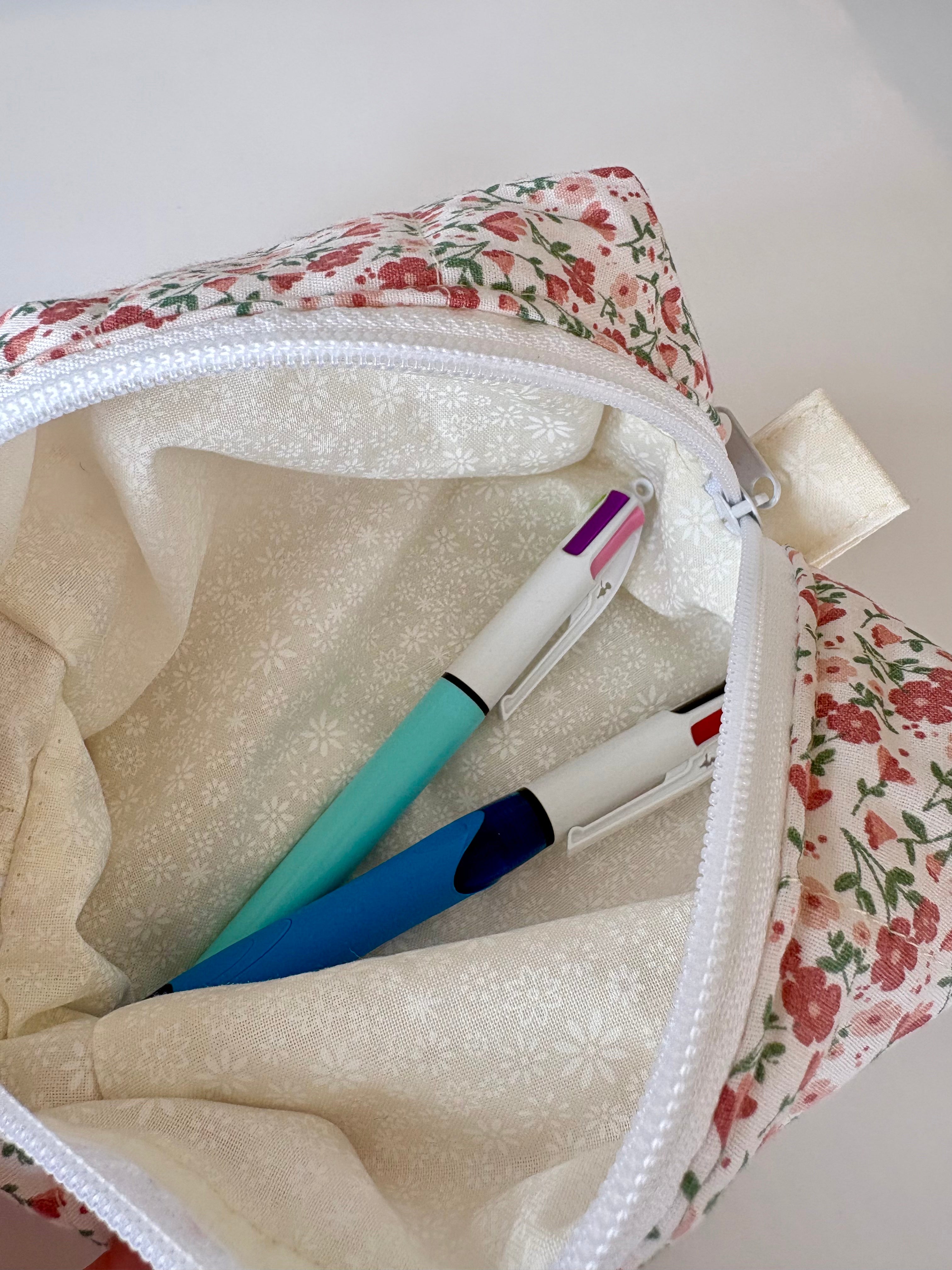 Mini Kosmetiktasche handgemacht – Lia Menou