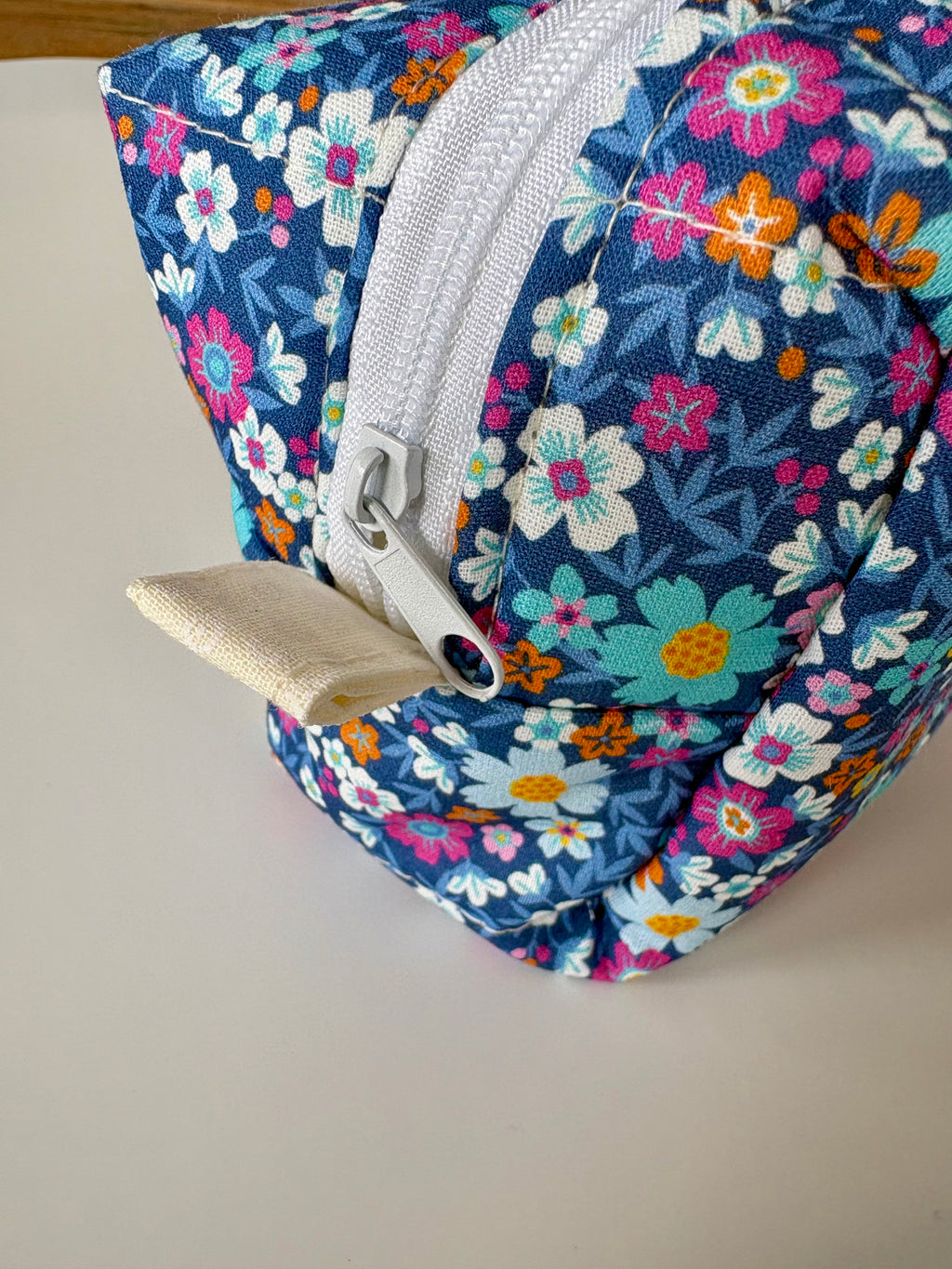 Mini Kosmetiktasche handgemacht – Lia Menou