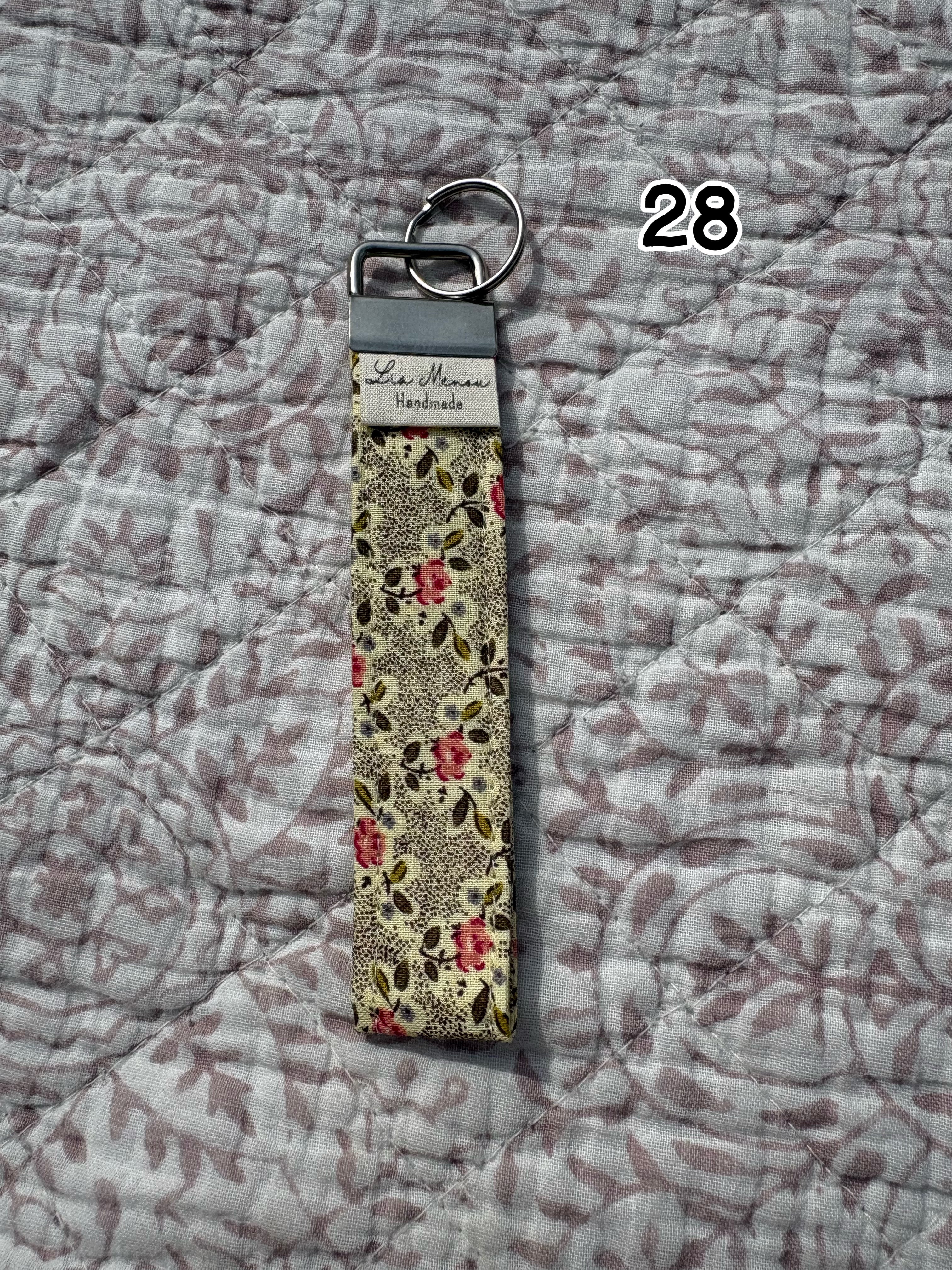 Key bracelet/keychain
